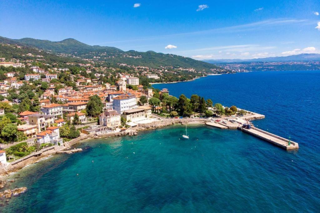 Apartman Barocco Lovran Exterior photo